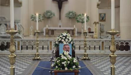 Monseñor Pedro Botello.
