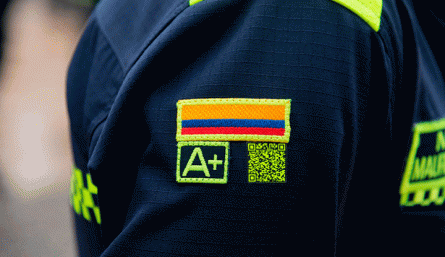El código QR permitirá que el ciudadano tenga plena identificación del policía, en un momento determinado. / Foto Colprensa