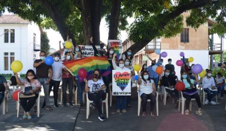La Alcadlía ofreció una feria de servicio para esta comunidad diversa. / Foto: Cortesía
