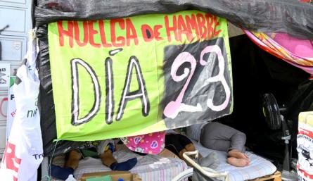 Así se ve la huelga de hambre a las afueras de Nutresa, en Cúcuta.
