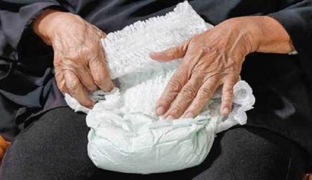 ¿Sabe cómo pedir pañales para adultos mayores a la EPS? Aquí se lo explicamos./Foto: internet