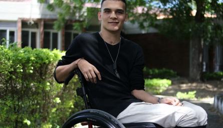 Christian Molina Hernández, abogado de la Universidad Libre de Cúcuta y deportista paralímpico de Norte de Santander. 