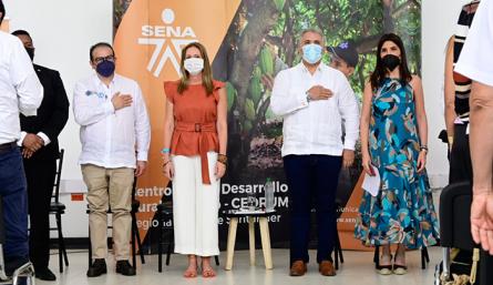 el presidente Iván Duque, lideró la firma del Memorando de Entendimiento entre la Autoridad Nacional para la Innovación Gubernamental 