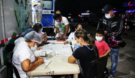 Vacunación nocturna en Cúcuta