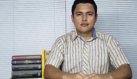 Estudiante de la Unisimón gana premio Nacional