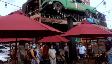 Fachada de Old West en Bellavista