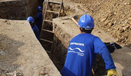 Aguas Kpital señaló que estiman terminar los trabajos en la red de acueducto, con la excavación tapada y sellada, para permitir el libre tránsito vehicular el próximo lunes.
