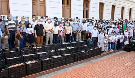 Comunidades recibieron menaje para el PAE por más de 6 mil millones de pesos./Foto cortesía