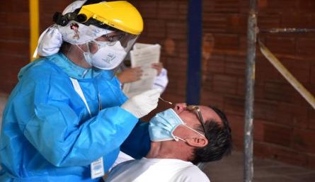 La Secretaría de Salud Municipal viene realizando jornadas de tomas de muestras gratuitas de COVID-19 en diferentes puntos de la ciudad, de acuerdo con los lineamientos del MinSalud. /Foto: Cortesía 