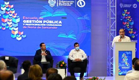 Gobernador Silvano Serrano lanzó Escuela de Gestión Pública/Foto cortesía