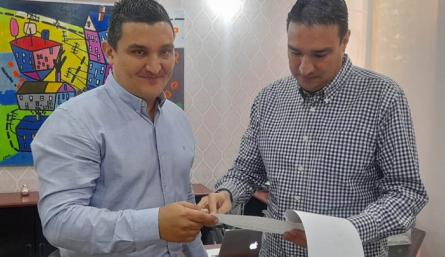 Entrena recibe de Gerardino una Hacienda fortalecida