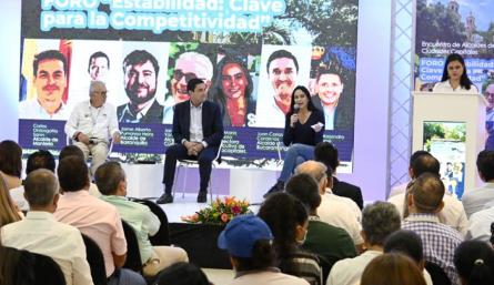 Foro de alcaldes en Cúcuta