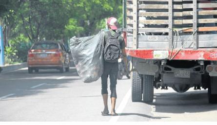 Los habitantes de calle se tomaron Sevilla y Pescadero