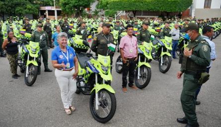  Policía de Cúcuta recibió 375 motocicletas