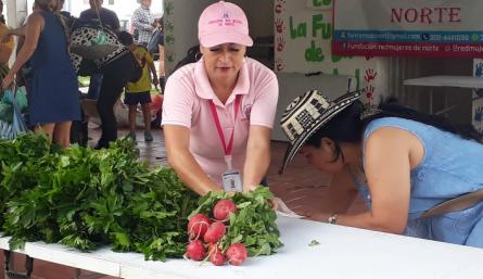 Cada 15 días, se reúnen los emprendedores en diferentes barrios de Cúcuta para vender sus mercancías.