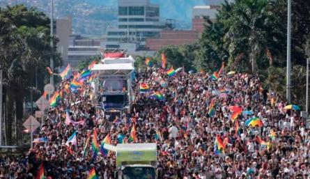 501.000 personas en el país están en la comunidad LGBTIQ+.