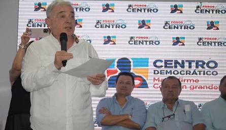 Expresidente  Álvaro Uribe Vélez,  durante su intervención en el foro Las regiones vuelven al Centro/Pablo Castillo
