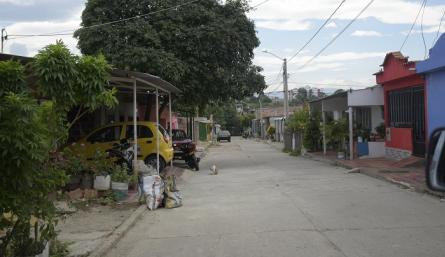 Es uno de los sectores más pequeños de la Comuna 6, no tiene iglesia o parques.
