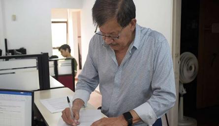 Julio Tarazona inscribe aquí su candidatura a la UFPS/Foto Pablo Castillo