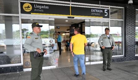 6 terminales aéreas habían permanecido con vigilancia privada. / Foto: Jorge Gutiérrez / La Opinión 