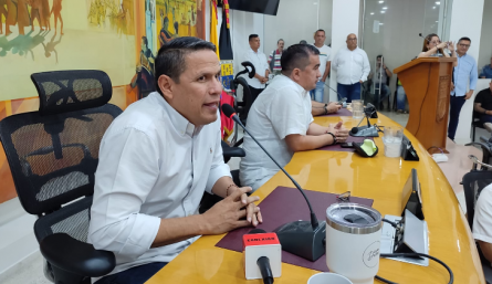 Alcalde Jorge Acevedo agradeció  espaldo del Concejo 