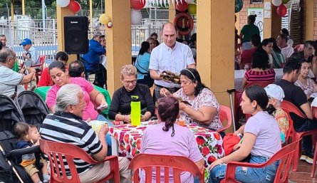 Los adultos mayores de Atalaya recibieron atención especial de la justicia restaurativa/Foto Cortesía/La Opinión