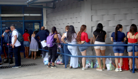Visita familiar a la cárcel.