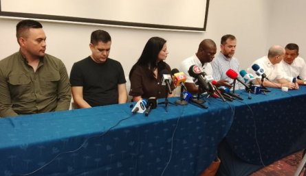 Voceros del Pacto Histórico en el anuncio de la visita del candidato a la presidencia Ivan Cepeda a Cúcuta./Foto: Orlando Carvajal