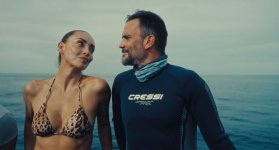 Carolina Guerra: 12 días entre tiburones y aguas salvajes.