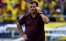 Néstor Lorenzo, técnico de la selección colombiana tiene una dura tarea de levantar futbolísticamente al equipo.