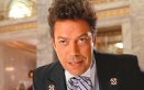 Tim-Curry. Foto: captura de pantalla.