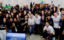 Gobernador William Villamizar y jóvenes