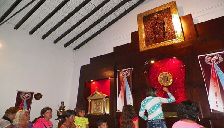 En el santuario del agua de la virgen se venera con inmenso fervor religioso la imagen de la virgen morena. / Fotos archivo