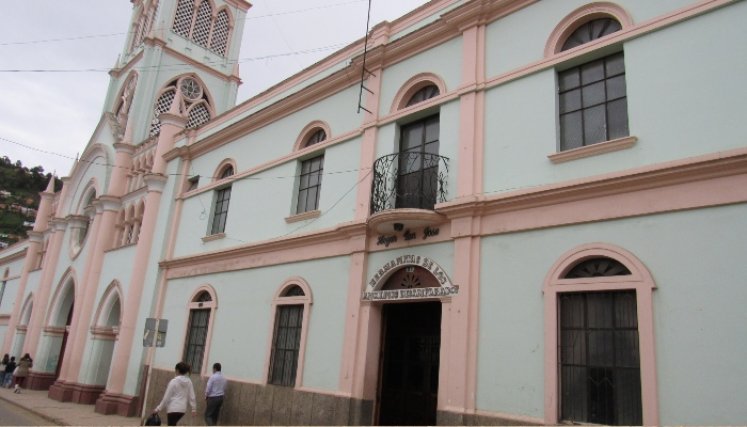 El lugar suministra diferentes servicios a los adultos mayores. 