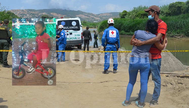 Los familiares intentaron tener consuelo entre ellos mismos.