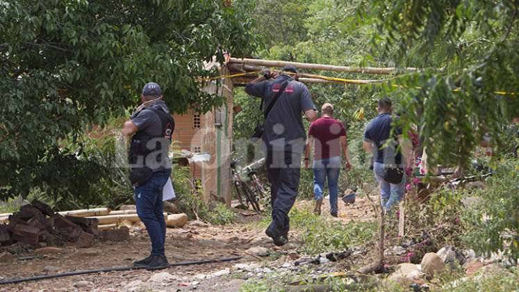 Los vecinos de la carrera 19 con calle 5 oyeron la fuerte explosión que los alertó de que lo que estaba ocurriendo.