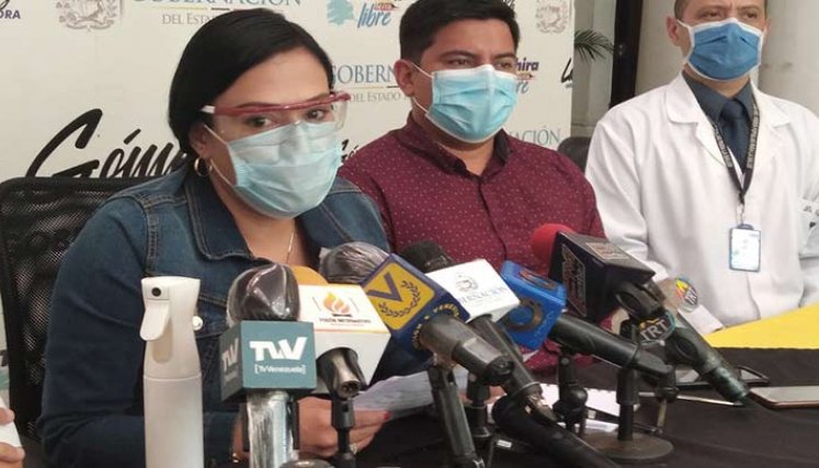 La gobernadora del Táchira, Laidy Gómez, Junto a los directores de Salud, Epidemiología, Protección Civil y Hospital Central de San Cristóbal, dieron un balance de la situación sanitaria con respecto a la pandemia. 