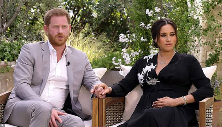 Un nuevo extracto de la entrevista que el príncipe Enrique y Meghan Markle ofrecieron a Oprah Winfrey fue divulgado.