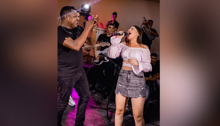 Los hermanos Quintero fueron invitados a una fiesta privada