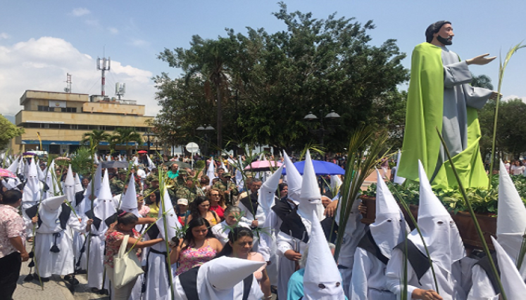 Las concurridas procesiones de antaño solo quedan en los recuerdos de los feligreses debido a las restricciones por la pandemia. Foto: Archivo/ La Opinión