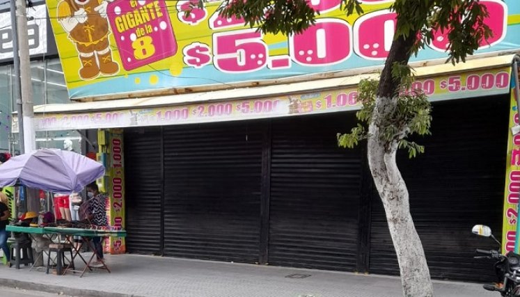 Uno de los locales comerciales está ubicado en la calle 8 con avenida 4.