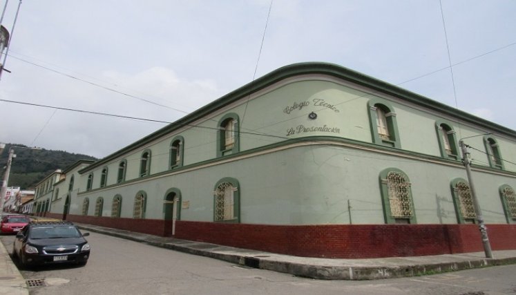 El colegio fue fundado el 24 de febrero de 1883. / Foto: Roberto Ospino/ La Opinión