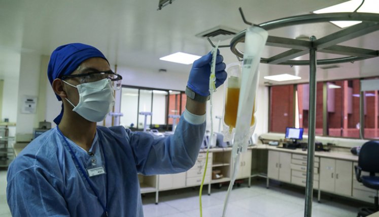 Según la Asociación Colombiana de Hospitales y Clínicas, en la actualidad se presenta escasez de ocho de los medicamentos más usados en las UCI. / Foto: Colprensa