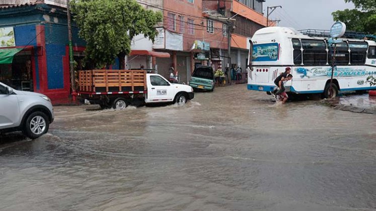 Con el más mínimo aguacero la ciudad se inunda./Foto Alfredo Estévez