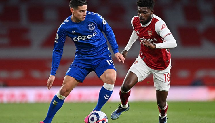 James Rodríguez jugó en la victoria del Everton 0-1 ante Arsenal. 