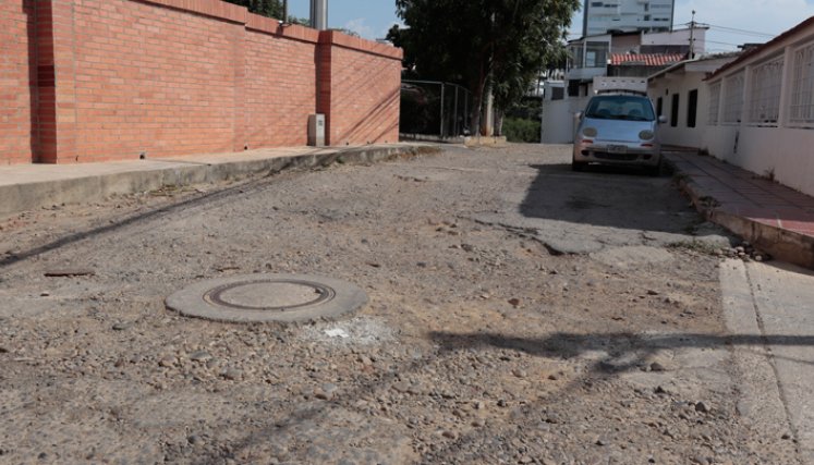Calles dañadas en Pinar del Río.