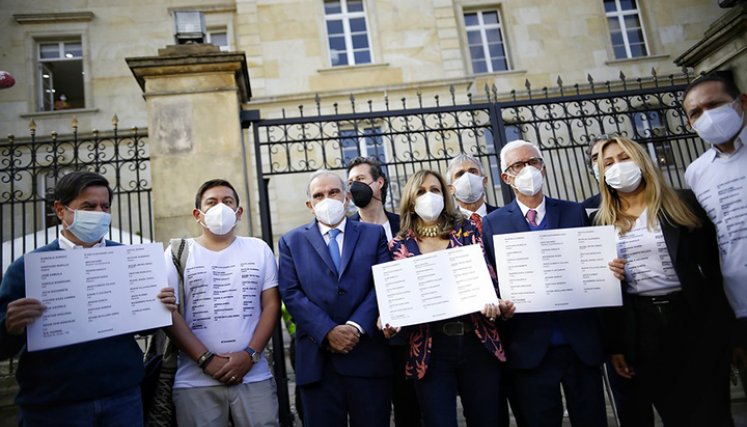 Líderes de la Comisión de La Esperanza piden que se llegue a unos acuerdos que permitan la instalación de la mesa de negociación. / Foto Colprensa