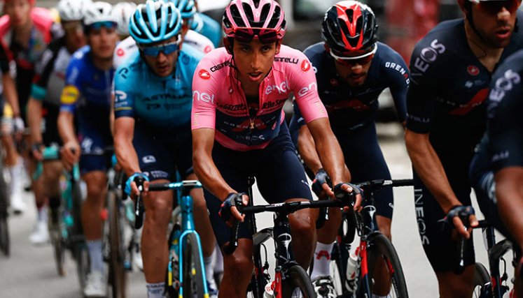 Egan Bernal llegará como líder a la última etapa del Giro de Italia 2021. 
