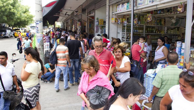 En 2016, cuando hubo llegada masiva de venezolanos, el comercio reportó que sus ventas se triplicaron ./ Foto Archivo La Opinión