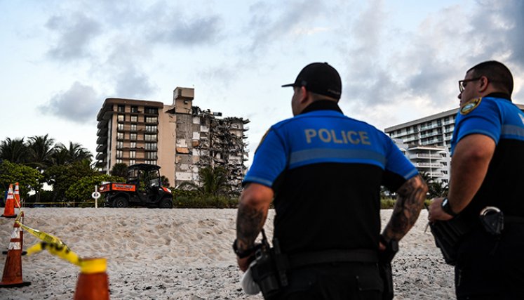 Edificio en la ciudad de Surfside
